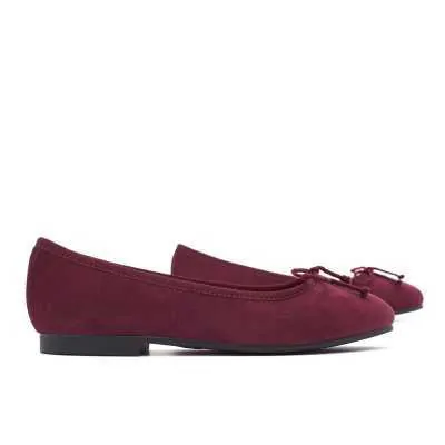 BAILARINA NIÑA CLASICA ANTE BURDEOS 2