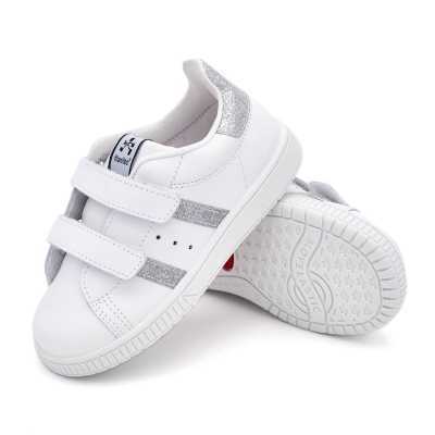 DEPORTIVA PIEL TIRA ADHERENTE DETALLE PLATA 2