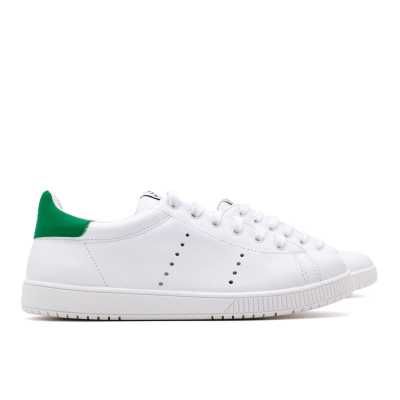 ZAPATILLAS BLANCAS Y VERDE TITANITOS
