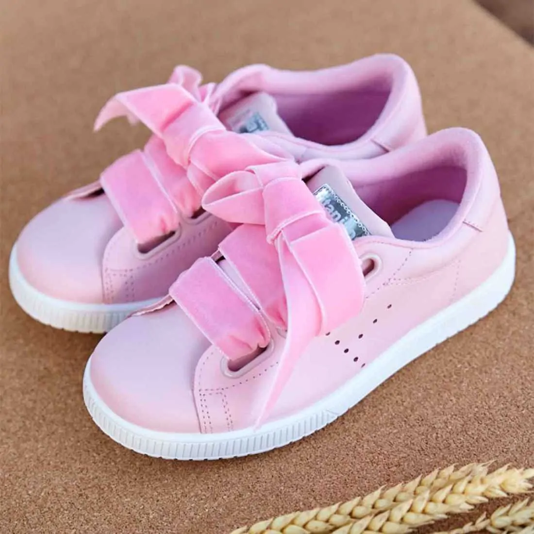 DEPORTIVA PIEL LAZO TERCIOPELO ROSA