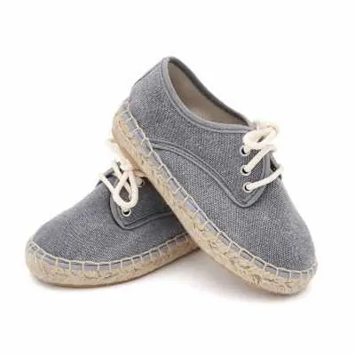 Alpargata para NIño tipo Blucher color Gris. Cosida a mano en España - Pasitrote 2