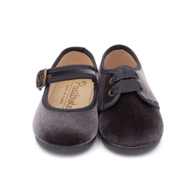 Blucher para niños de terciopelo gris marca Pasitrote 2
