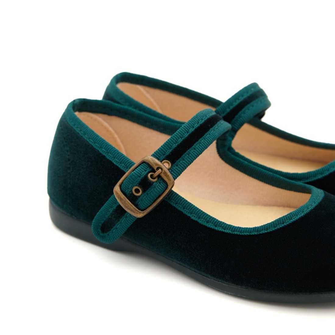 Merceditas de terciopelo verde para niñas | Pasitrote